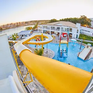 Do Lago Park Caldas Novas
